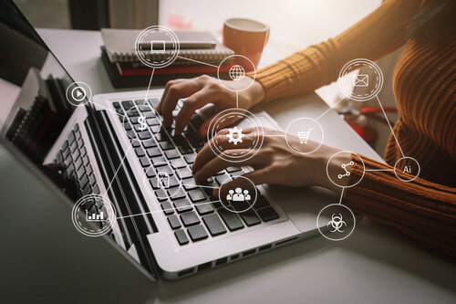 Internetseiten, Digitalisierung, KI, Suchmaschinenoptimierung, Social Media und Online Marketing. Viucom Digitalagentur in Freilassing bei Salzburg im Berchtesgadener Land.