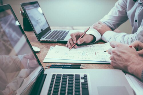 Internetseiten, Digitalisierung, KI, Suchmaschinenoptimierung, Social Media und Online Marketing. Viucom Digitalagentur in Freilassing bei Salzburg im Berchtesgadener Land. | © Internetseiten, Digitalisierung, KI, Suchmaschinenoptimierung, Social Media und Online Marketing. Viucom Digitalagentur in Freilassing bei Salzburg im Berchtesgadener Land.