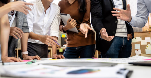 Internetseiten, Digitalisierung, KI, Suchmaschinenoptimierung, Social Media und Online Marketing. Viucom Digitalagentur in Freilassing bei Salzburg im Berchtesgadener Land.