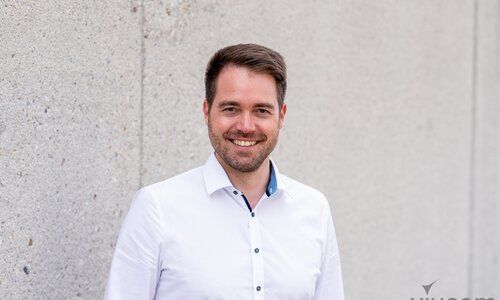 Simon Back | © Dipl.-Ing. Simon Back - Geschäftsführer und technischer Leiter der Viucom Digitalagentur in Freilassing bei Salzburg im Berchtesgadener Land