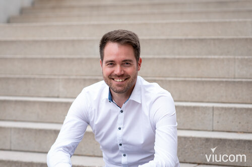 Dipl.-Ing. Simon Back - Geschäftsführer und technischer Leiter der Viucom Digitalagentur in Freilassing bei Salzburg im Berchtesgadener Land | © Dipl.-Ing. Simon Back - Geschäftsführer und technischer Leiter der Viucom Digitalagentur in Freilassing bei Salzburg im Berchtesgadener Land